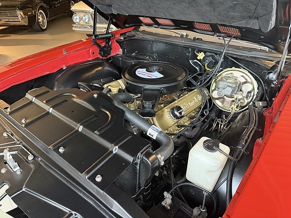Oldsmobile Cutlass 21 of 30