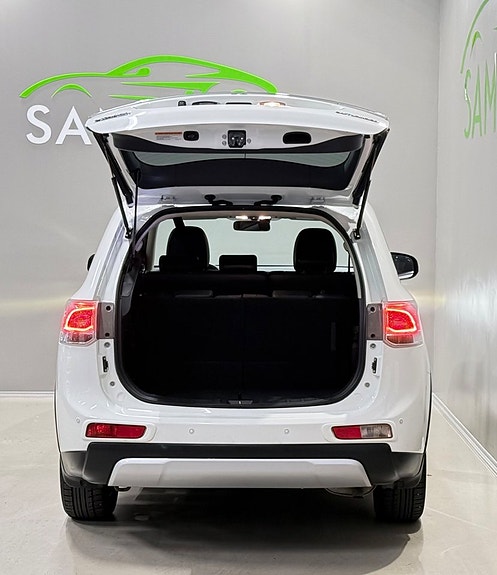 Mitsubishi Outlander 17 of 20