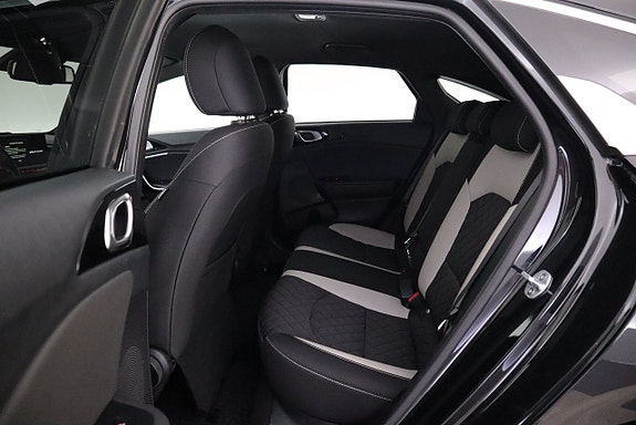 Kia ProCeed 13 of 23