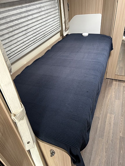 Bürstner Nexxo 720 Låga Långbäddar & Toa bak 1 ägare 15 of 21
