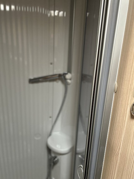 Bürstner Nexxo 720 Låga Långbäddar & Toa bak 1 ägare 21 of 21