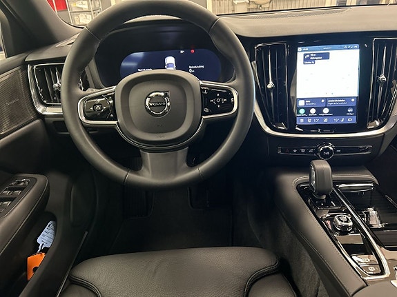Volvo V60 11 of 12