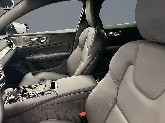 Volvo V60 6 of 12
