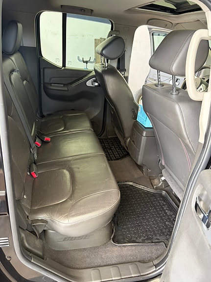 Nissan Navara 6 of 6