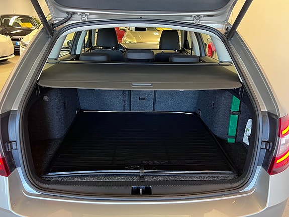 Skoda Octavia 9 of 22