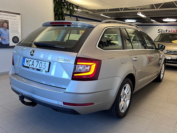 Skoda Octavia 8 of 22