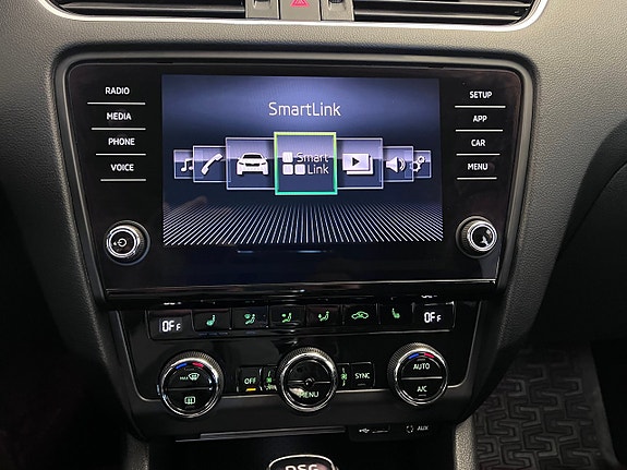 Skoda Octavia 17 of 22