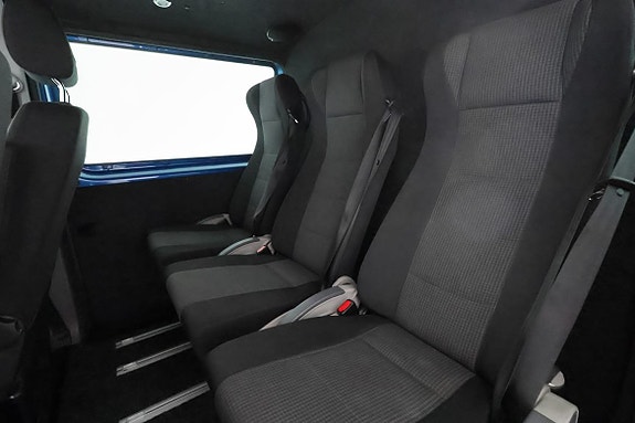 Volkswagen Transporter 12 of 29