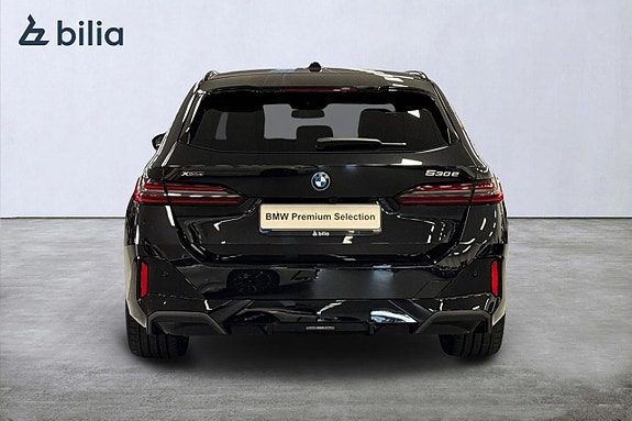 BMW 530e 4 of 20