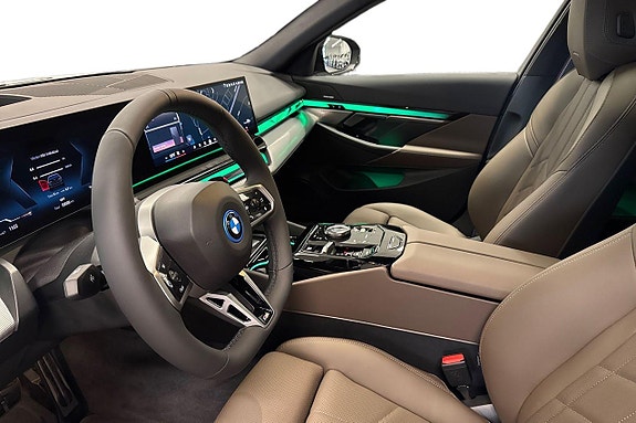 BMW 530e 12 of 20