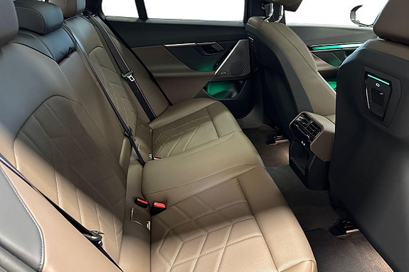 BMW 530e 7 of 20