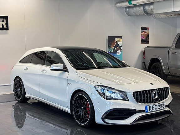 Mercedes-Benz CLA45 5 of 30