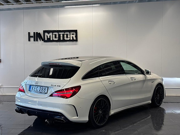 Mercedes-Benz CLA45 7 of 30