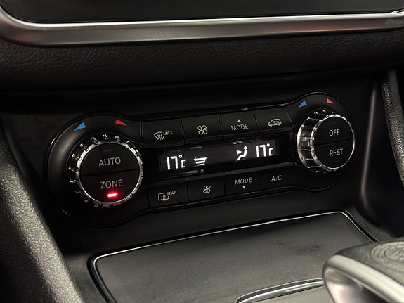 Mercedes-Benz CLA45 24 of 30
