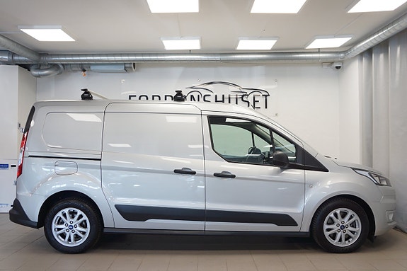 Ford Transit Connect 3 of 12