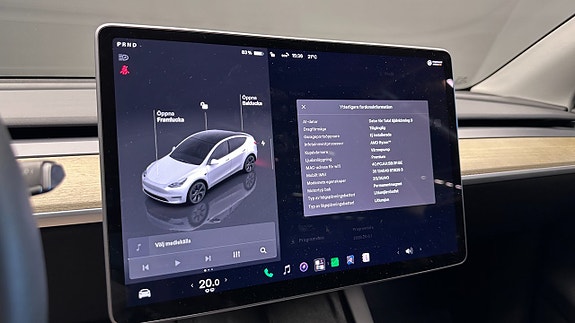 Tesla Model Y 17 of 25