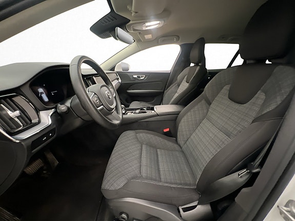 Volvo V60 14 of 30