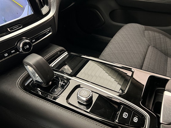Volvo V60 27 of 30