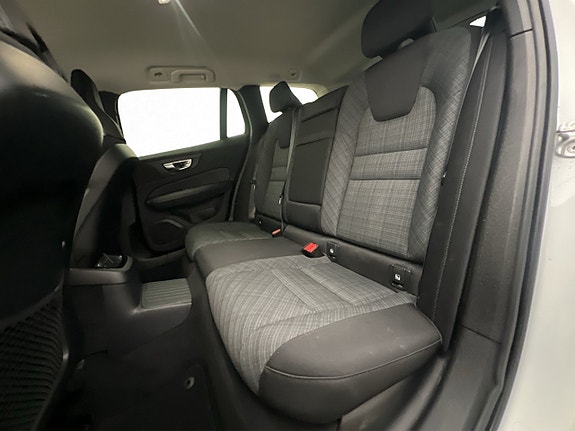 Volvo V60 28 of 30