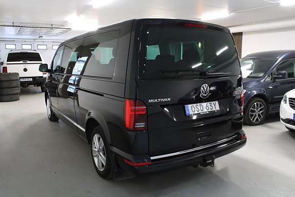 Volkswagen Multivan 3 of 17