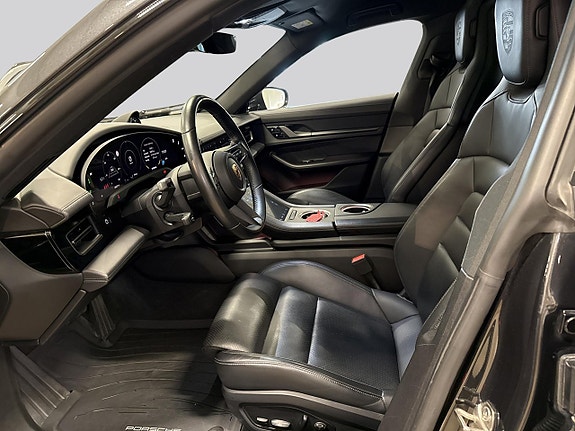 Porsche Taycan 4S 8 of 18