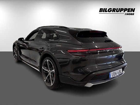 Porsche Taycan 4S 6 of 18