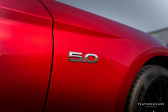 Ford Mustang 17 of 19