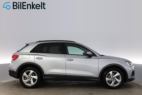 Audi Q3 2 of 30