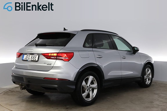 Audi Q3 3 of 30
