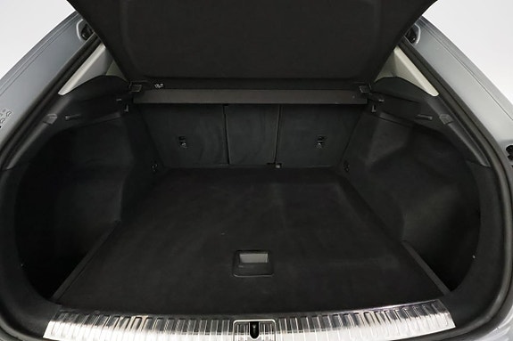 Audi Q3 8 of 30
