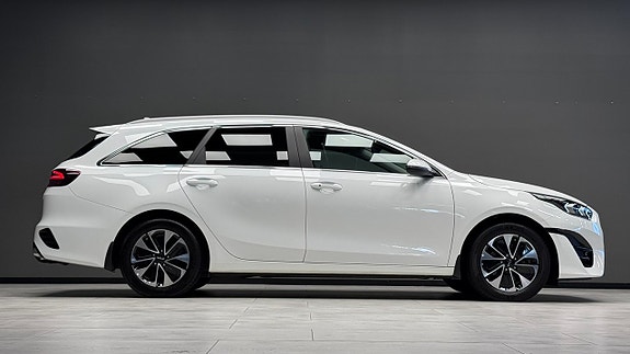 Kia Ceed 4 of 20