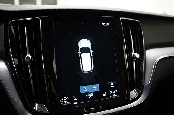 Volvo V60 13 of 21