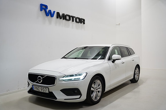 Volvo V60 2 of 21