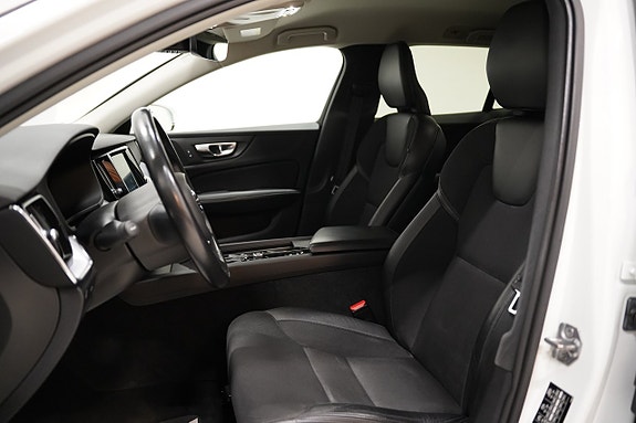 Volvo V60 7 of 21