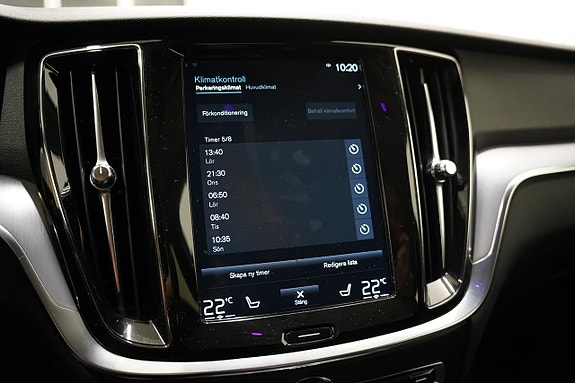 Volvo V60 14 of 21