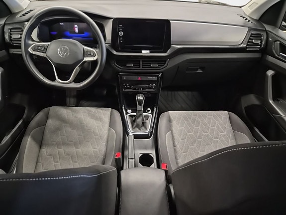 Volkswagen T-Cross 10 of 15