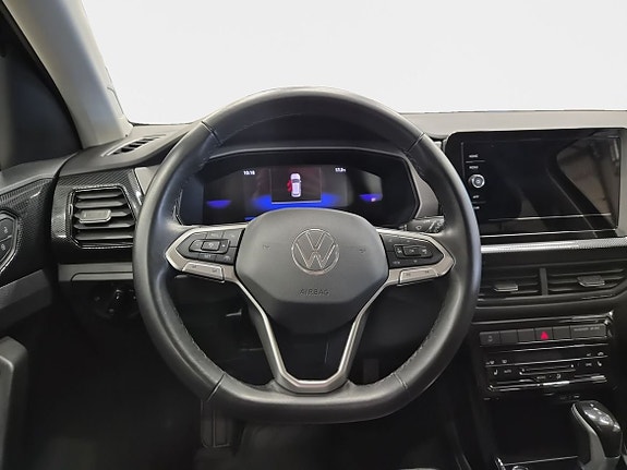 Volkswagen T-Cross 12 of 15