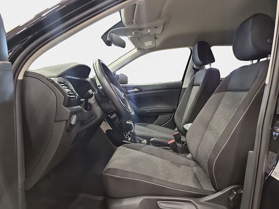 Volkswagen T-Cross 9 of 15