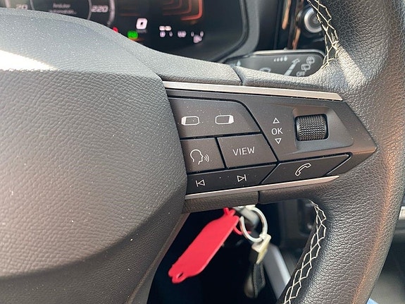 Seat Arona 11 of 14