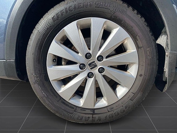 Seat Arona 6 of 14