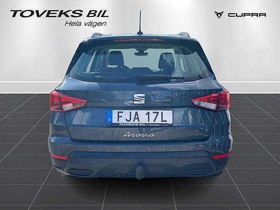 Seat Arona 2 of 14