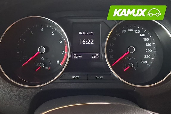 Volkswagen Polo 13 of 26