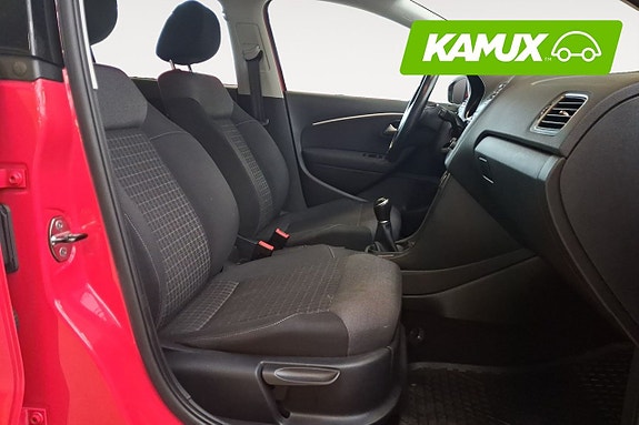 Volkswagen Polo 16 of 26