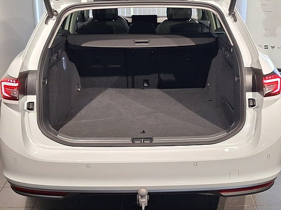 Skoda Superb 23 of 26