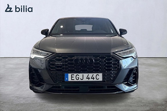 Audi Q3 8 of 26