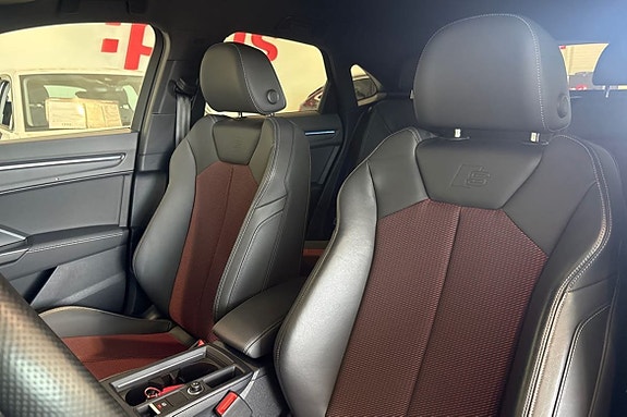 Audi Q3 20 of 26