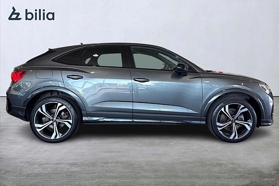 Audi Q3 6 of 26