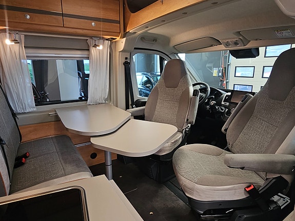 Pössl 2 WIN 600 Plus / Kamera / CarPlay 3-bäddar 8 of 21