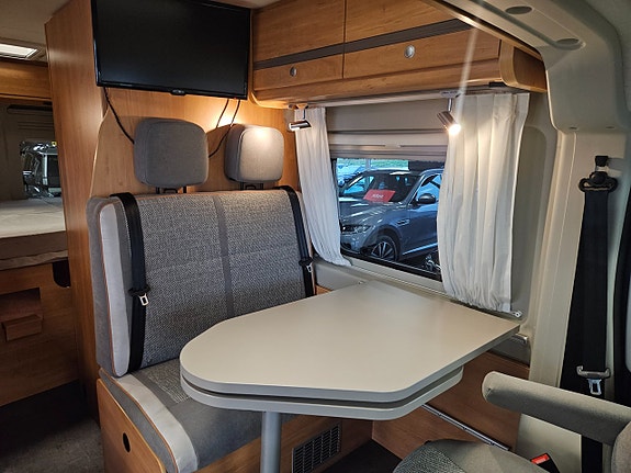 Pössl 2 WIN 600 Plus / Kamera / CarPlay 3-bäddar 9 of 21