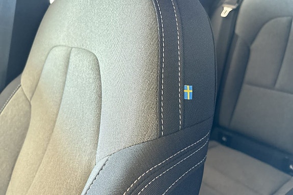 Volvo XC40 19 of 30